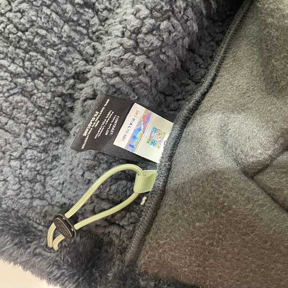 NWT UGG Landyn Sporty Sherpa Jacket size L - Picture 10 of 10